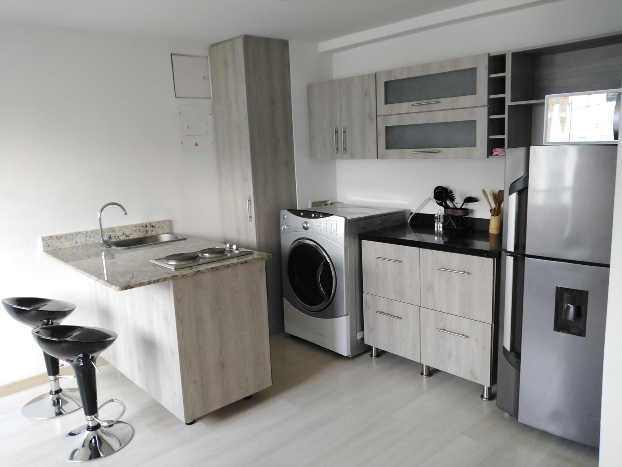 San Peter Suites Medellín Extérieur photo