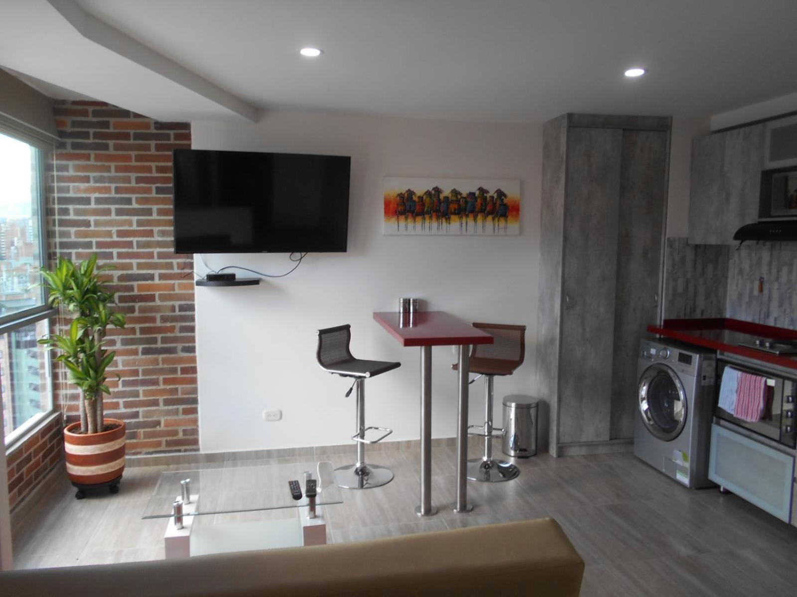 San Peter Suites Medellín Extérieur photo